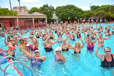 Imagen de más de 37 mil personas ya visitaron los natatorios