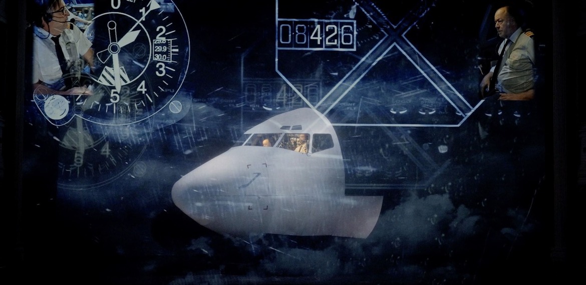 Imagen de VOLAR ES HUMANO, ATERRIZAR ES DIVINO