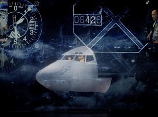 Imagen de VOLAR ES HUMANO, ATERRIZAR ES DIVINO