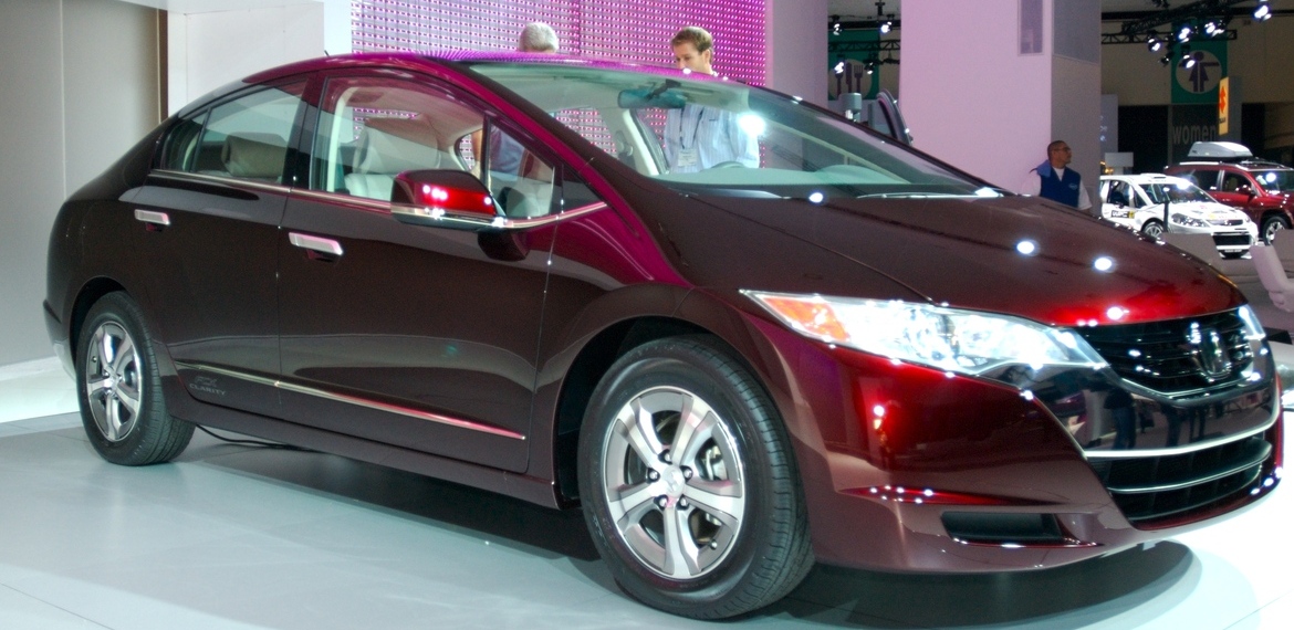 Imagen de Diez razones a tener en cuenta al comprar tu primer auto Imagen de Diez razones a tener en cuenta al comprar tu primer auto