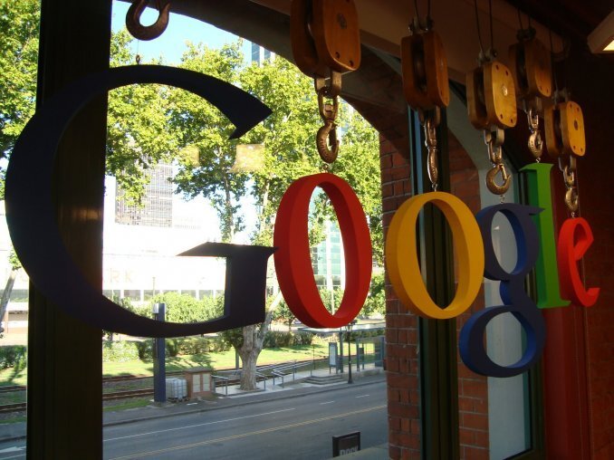 Imagen de Google se opone a que EE.UU. esp&iacute;e computadoras