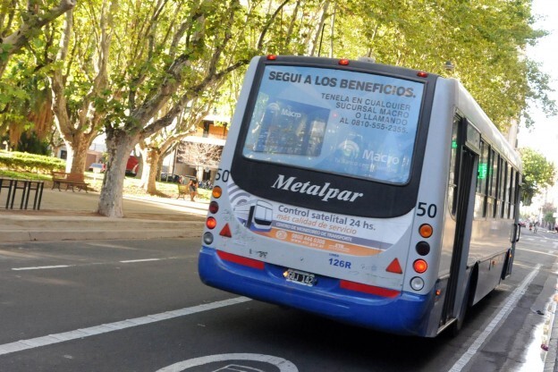 La línea cuenta con el 100% de la flota adaptada y recorre 19 km