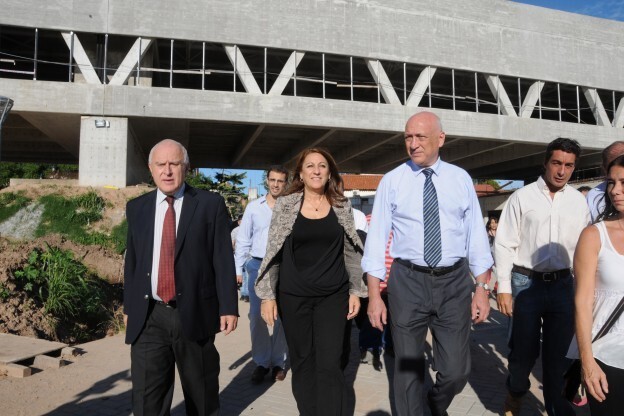 Imagen de Bonfatti y Fein recorrieron las obras del nuevo acuario