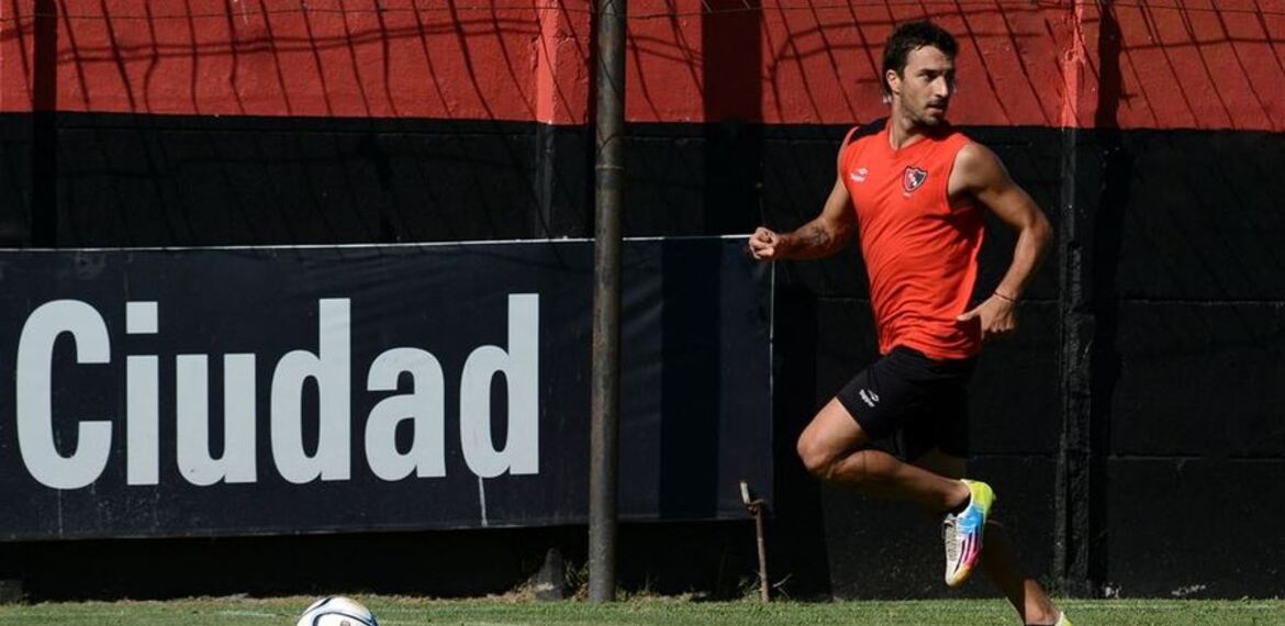 Scocco buscará cortar la sequía de goles