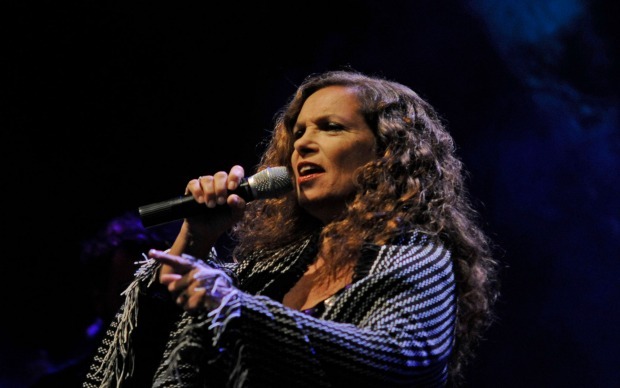 Imagen de Casa Arijón se renovó y cantó Sandra Mihanovich Imagen de Casa Arijón se renovó y cantó Sandra Mihanovich