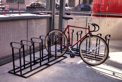 Imagen de Playas de estacionamiento con bicicleteros gratuitos