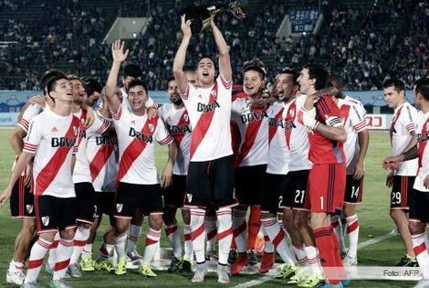 Imagen de Nuevo trofeo: River goleó al Gamba Osaka en Japón