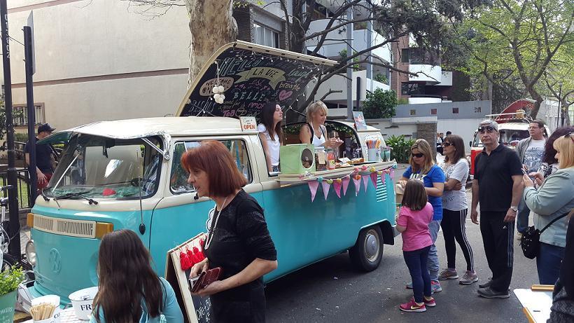 Imagen de Avanza la implementación de los Food Trucks