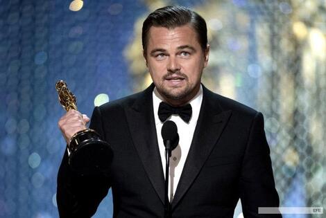 Imagen de Di Caprio finalmente gan&oacute; un Oscar, tras cinco nominaciones.