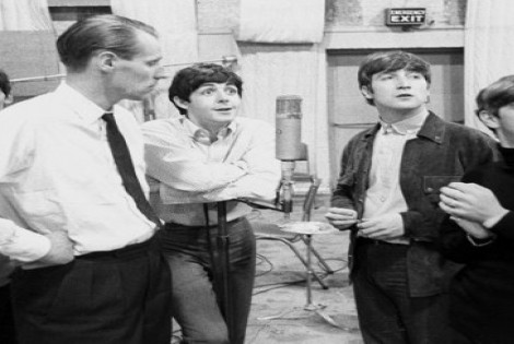 Imagen de Muri&oacute; George Martin, hist&oacute;rico productor de Los Beatles.