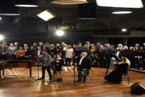 Imagen de Cien m&uacute;sicos argentinos grabaron "La memoria", de Gieco
