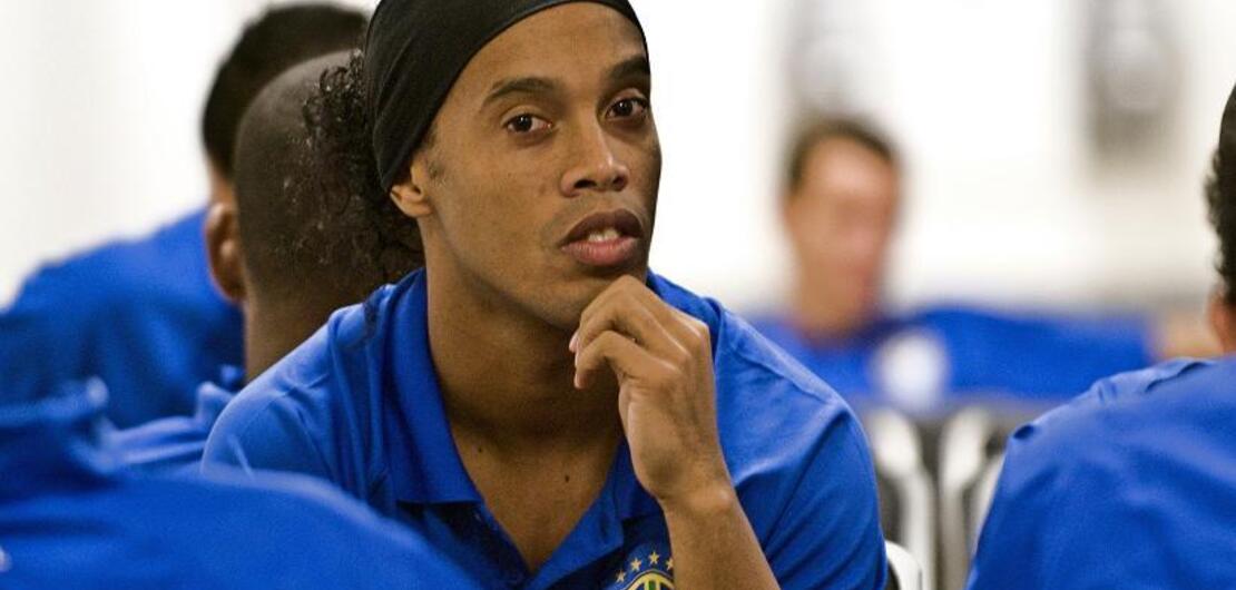 Imagen de Ronaldinho se retira del f&uacute;tbol