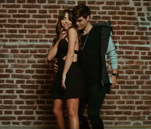 Imagen de Mueve de Abraham Mateo ft. Lali Esp&oacute;sito