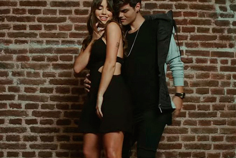 Imagen de Mueve de Abraham Mateo ft. Lali Esp&oacute;sito