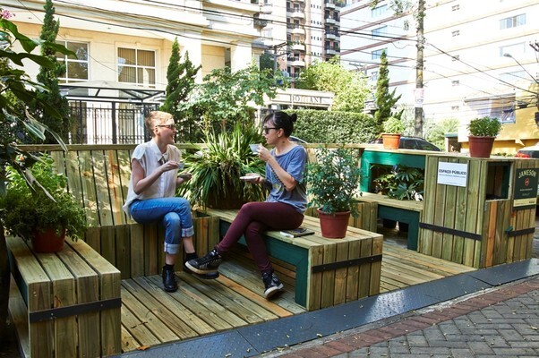 Imagen de Proponen bares y restaurantes con �islas callejeras�