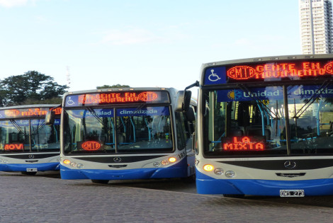Imagen de Buscan sumar conductoras al transporte urbano de pasajeros