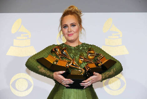 Imagen de Adele fue la gran ganadora de los Grammy