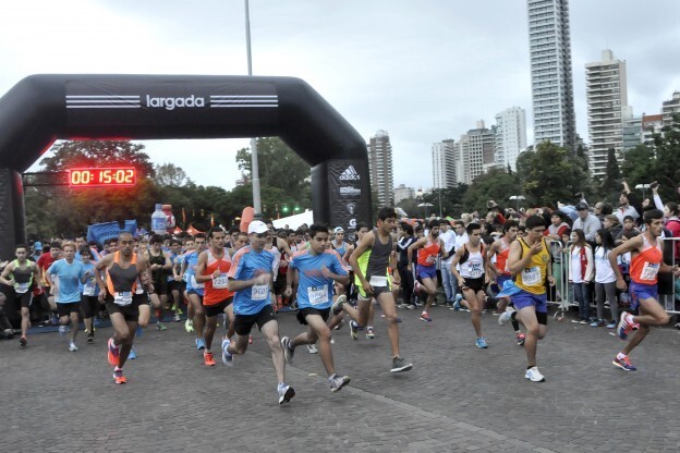 Imagen de Deportes: Medio maratón, básquet y patín artístico