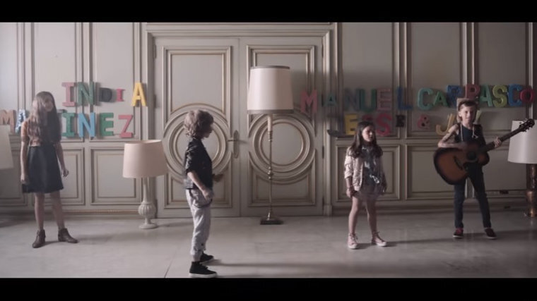Imagen de Alejandro Sanz reversiona un cl&aacute;sico: "&iquest;Y si fuera ella?"