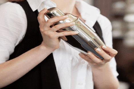 Imagen de Cada vez hay m&aacute;s mujeres bartender