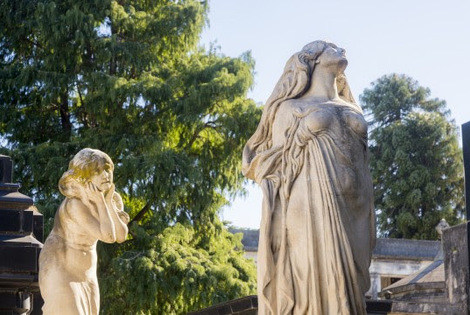 Imagen de Visita guiada especial por el cementerio El Salvador