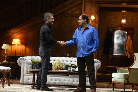 Imagen de El exito teatral "Un rato con &eacute;l", llega a Rosario