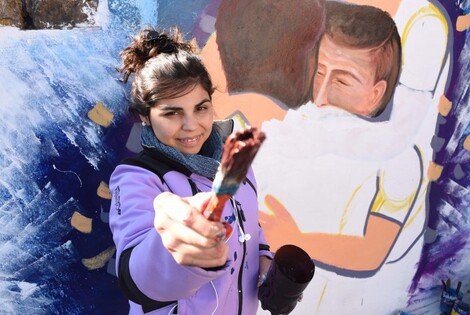 Imagen de Artistas llenan de murales el barrio de Messi