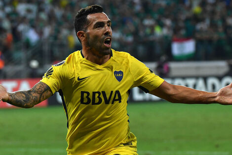 Imagen de Se viene la serie biogr&aacute;fica de Tevez