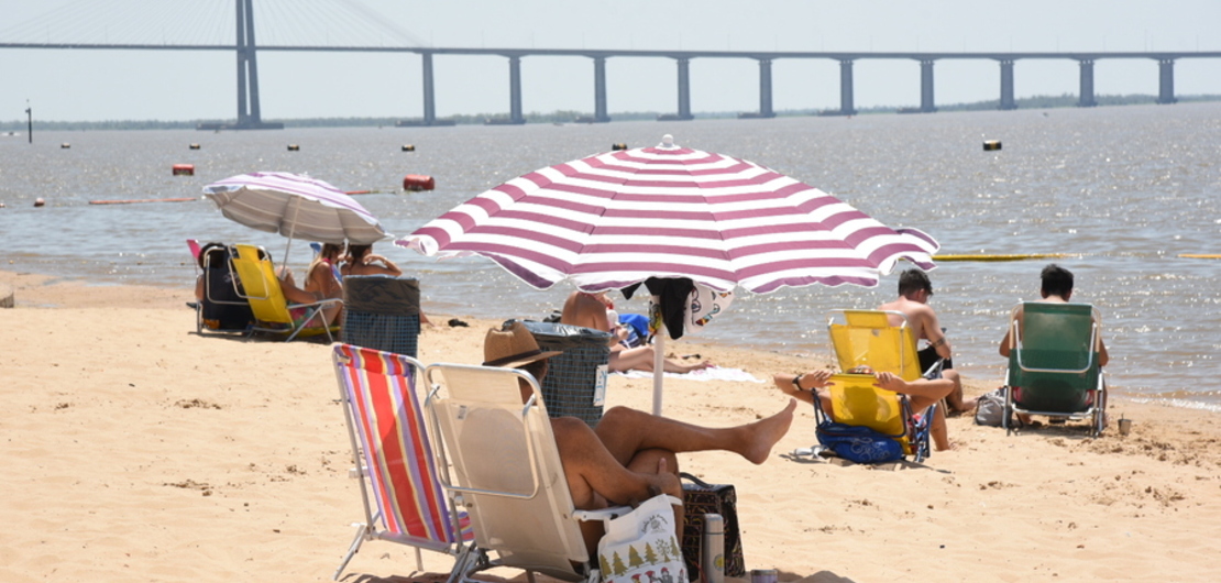 Imagen de Enero en Rosario: Río, playa, paseos, piletas y cultura