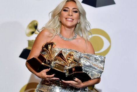 Imagen de Brill&oacute; Lady Gaga y fue la gran ganadora de los Grammy