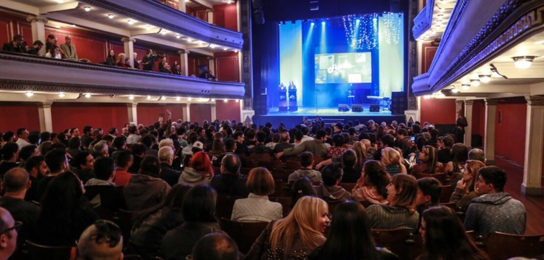 Imagen de Se entregan los "Rosario Edita" en el Teatro La Comedia