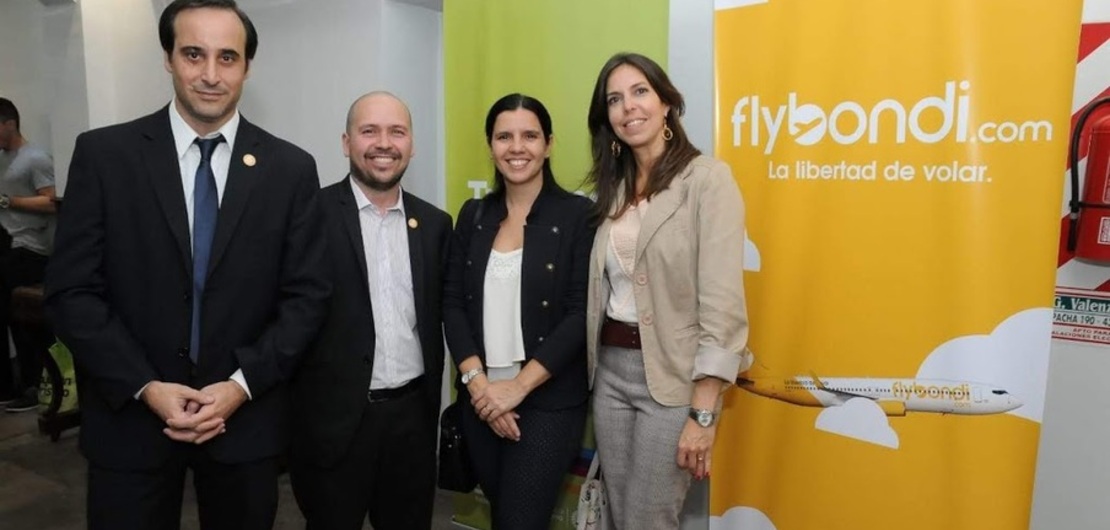 Imagen de Se present&oacute; la nueva ruta a&eacute;rea Rosario - Tucuman