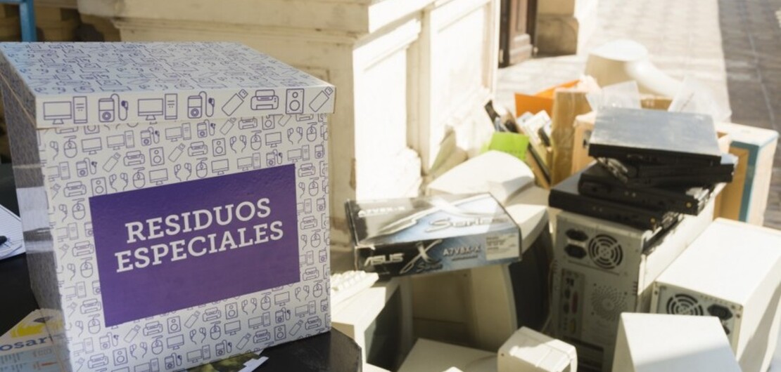 Este fin de semana se realizan las jornadas de recepci&oacute;n de residuos inform&aacute;ticos - Secretar&iacute;a de Ambiente y Espacio P&uacute;blico (Juan Pablo Allegue)