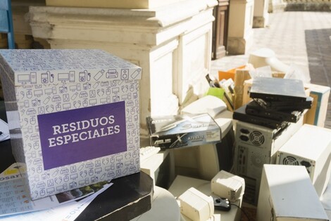 Este fin de semana se realizan las jornadas de recepci&oacute;n de residuos inform&aacute;ticos - Secretar&iacute;a de Ambiente y Espacio P&uacute;blico (Juan Pablo Allegue)