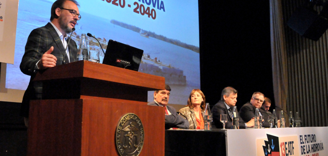 Imagen de Exitoso XIII Encuentro Argentino de Transporte Fluvial Imagen de Exitoso XIII Encuentro Argentino de Transporte Fluvial