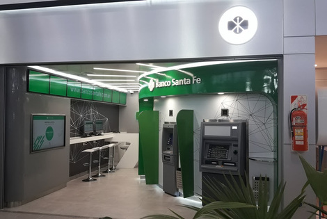 Imagen de El Banco Santa Fe arriba al Aeropuerto de Rosario