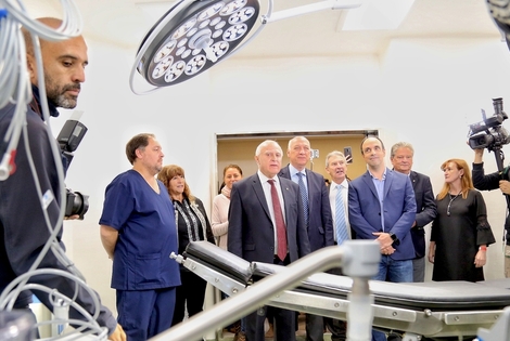 Imagen de Lifschitz inauguró el hospital más moderno de la Argentina