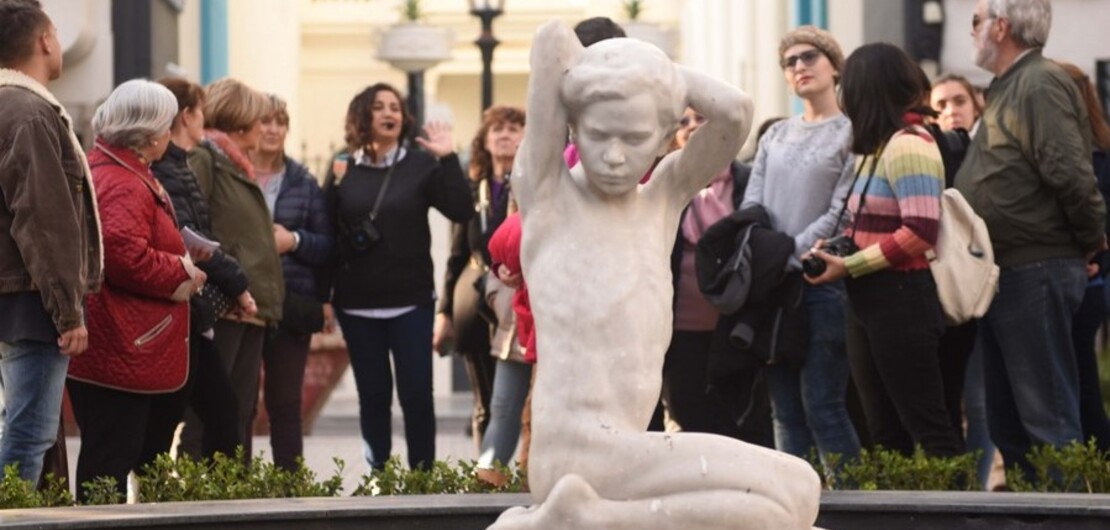 Visita Guiada al Paseo del Siglo - Subsecretaría de Comunicación Social (Silvio Moriconi)