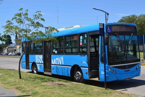 Imagen de Aument&oacute; el boleto del transporte a $30 en Rosario