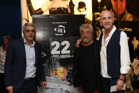 Imagen de 22 libros abiertos, el documental de la peor tragedia de Rosario