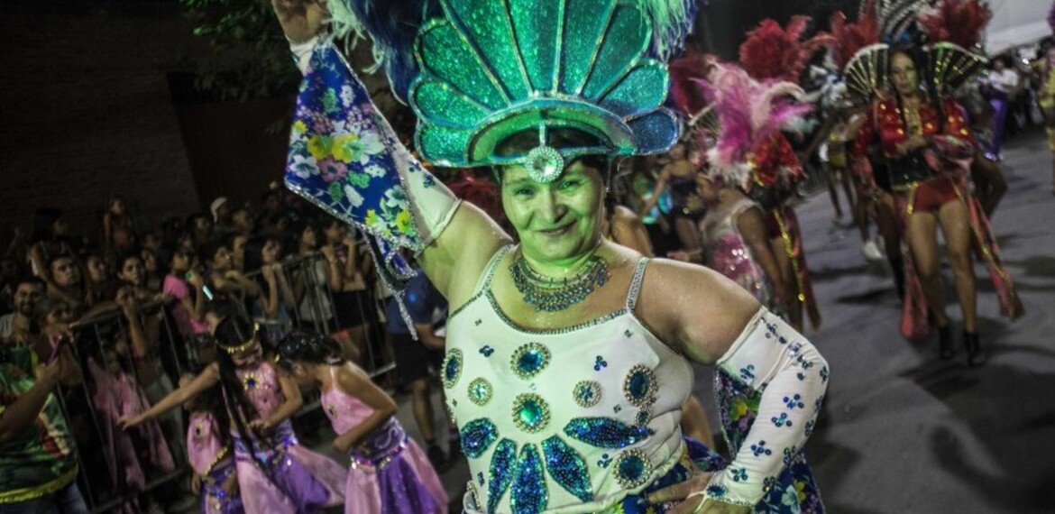 Fotos Carnaval en Rivarola y Fader - Sec. de Cultura y Educación (Guillermo Turin Bootello)