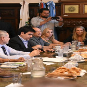 Imagen de El ministro de seguridad Sa&iacute;n se reuni&oacute; con concejales