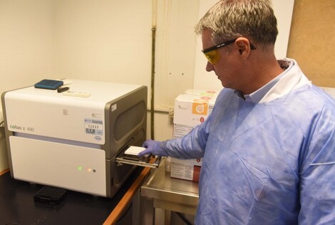 CEMAR an&aacute;lisis de detecci&oacute;n de coronavirus - Subsecretar&iacute;a de Comunicaci&oacute;n Social (Silvio Moriconi)