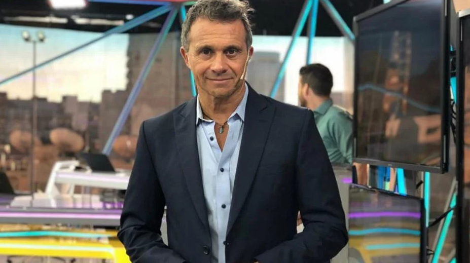 Imagen de Sergio Lapegüe: "Hago el noticiero en piyama y camisa" Imagen de Sergio Lapegüe: "Hago el noticiero en piyama y camisa"