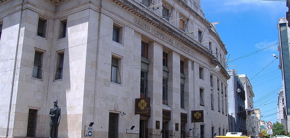 Imagen de Los bancos en Rosario abrir&aacute;n de 8:15 a 13:15 hs
