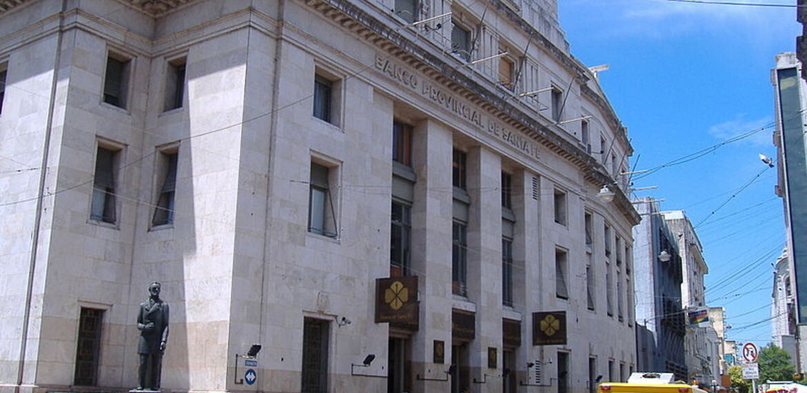 Imagen de Los bancos en Rosario abrirán de 8:15 a 13:15 hs