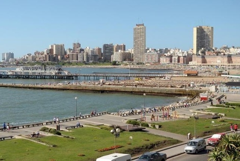 Imagen de Mar del Plata exigir&aacute; un hisopado previo a los turistas