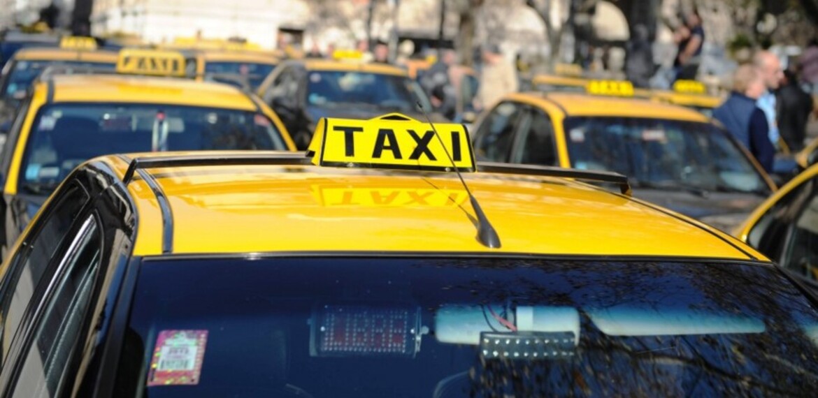 Los taxistas deberán capacitarse en perspectiva de género - Municipalidad de Rosario (archivo)