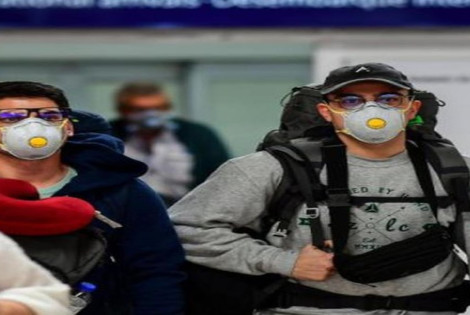Imagen de El gobierno emitir&aacute; un DNU para desalentar los viajes al exterior