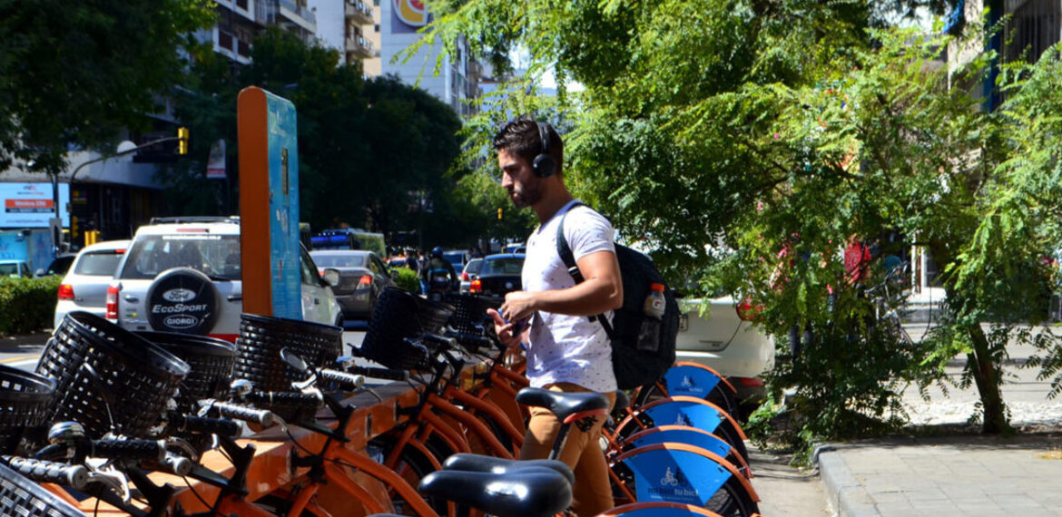 Imagen de Recorridos turísticos en "Mi bici tu bici" por Rosario